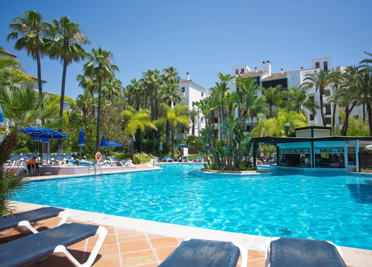 Beachfront Luxury Complex With Tropical Gardens & Pools マルベーリャ エクステリア 写真